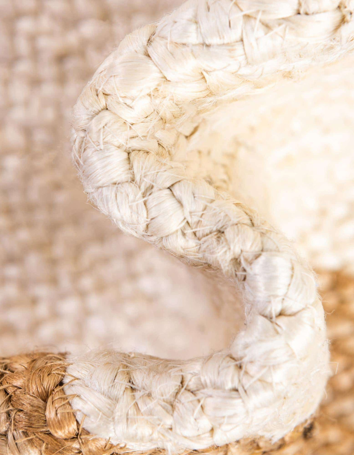 Braided Jute Hand Braided Round Rug