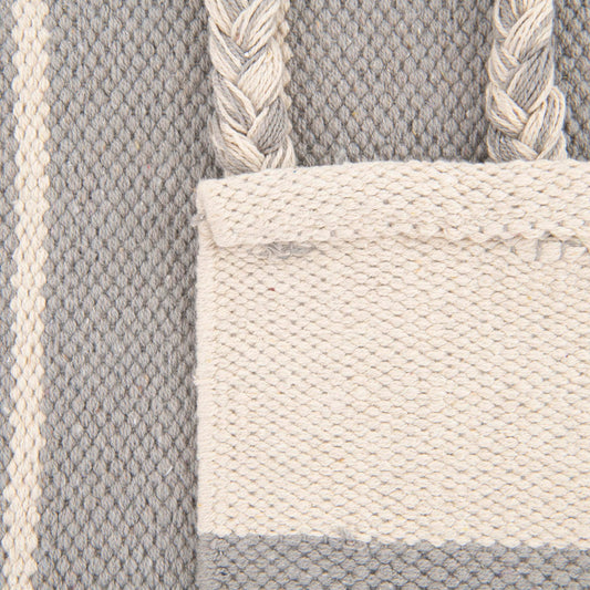 RR-COLOR|Gray and White