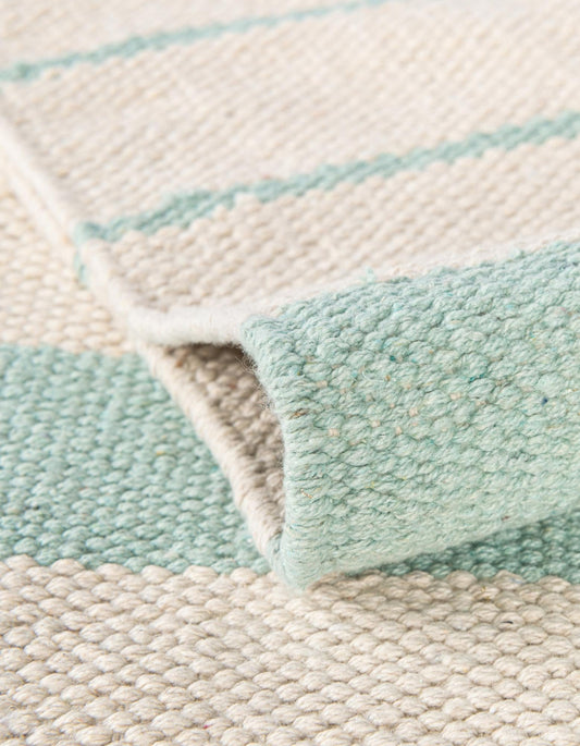 RR-COLOR|Aqua and White