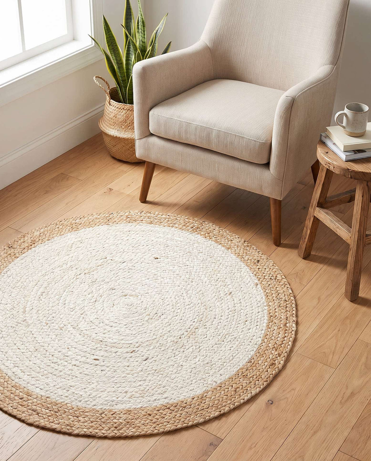 Braided Jute Hand Braided Round Rug