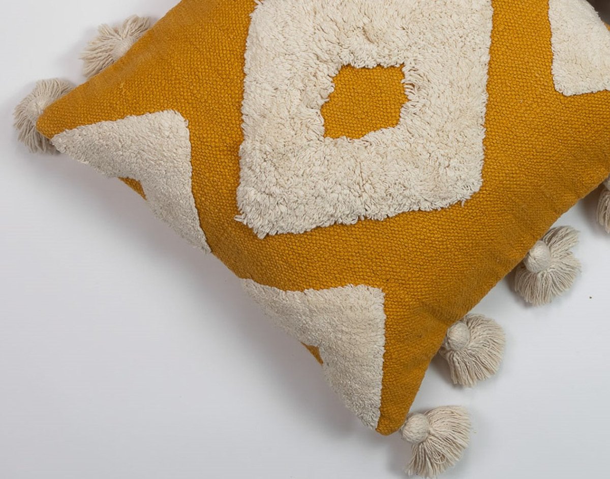 ALCEA - Modern Soft Tufted Pillow Cover