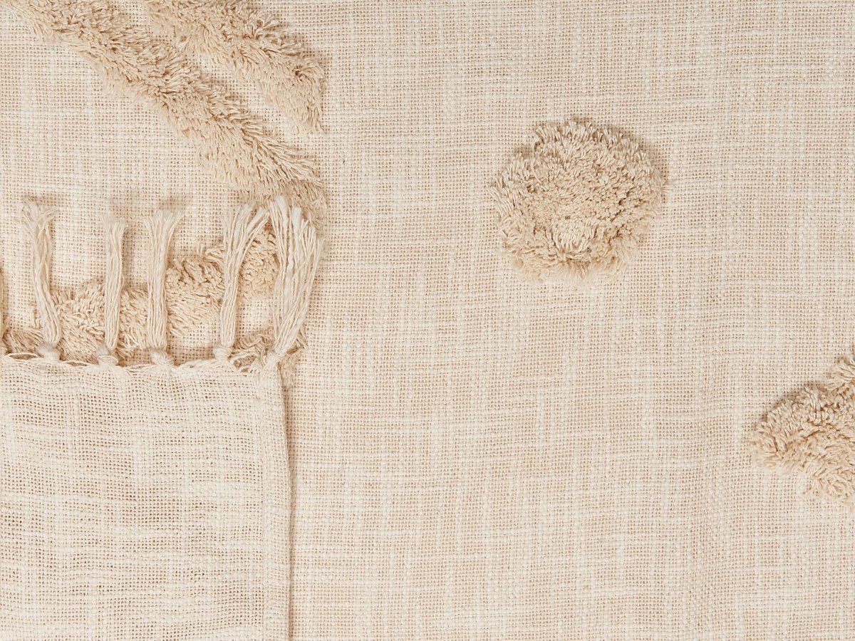 ANAMUR - Soft Tufted Throw Blanket
