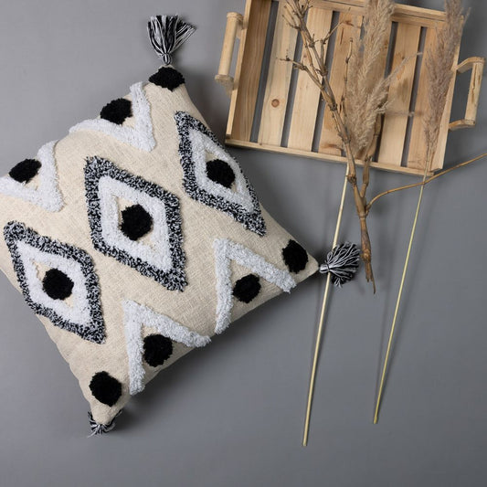 ASTRANTIA - Designer Tufted Pillow Cover