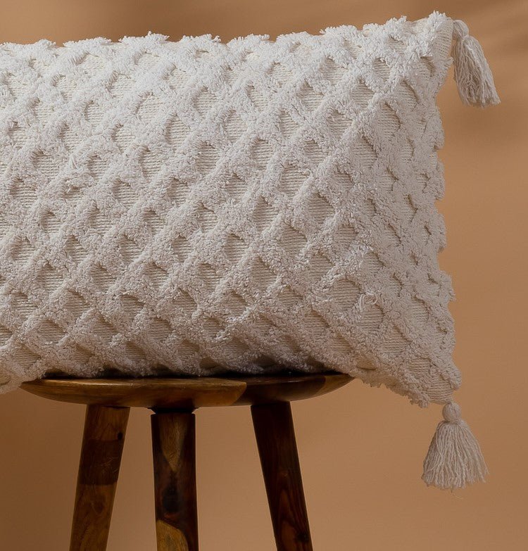 AVIUM - Modern Soft Tufted Pillow Cover