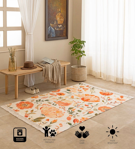 Blush Meadow Floral rug - detail view