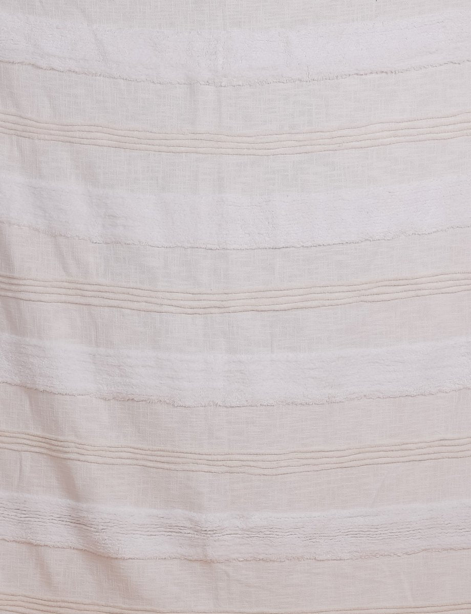 CHILARI - Modern Tufted Throw