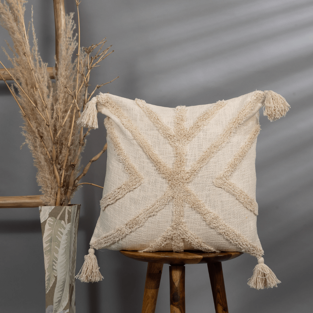 CHOISYA   - Artisan Tufted Pillow Cover