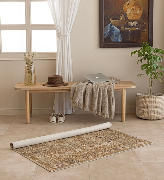 Desert Heirloom Vintage rug - side view