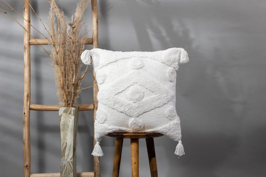 Dikjot pillow cover - detail view