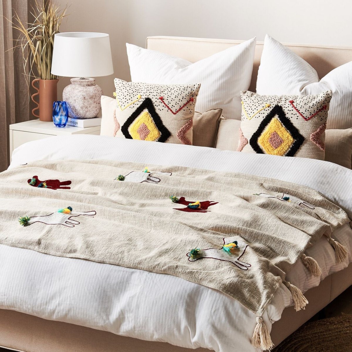 GODAVARI - Cotton Embroidery Throw