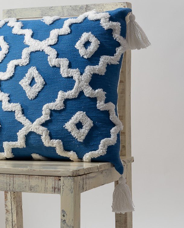 HELICONIA - Modern Soft Tufted Pillow Cover