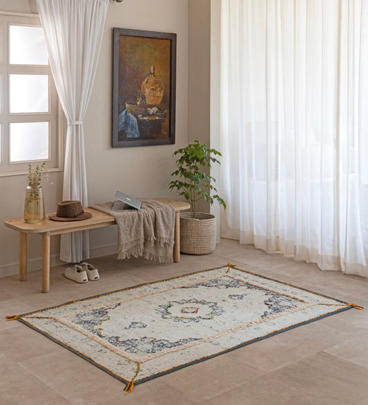Ivory Vintage Medallion Rug
