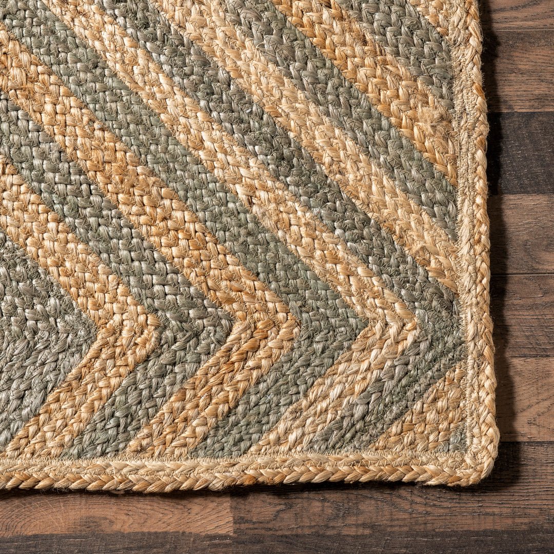 KAIROS DIAMOND BRAIDED RUG