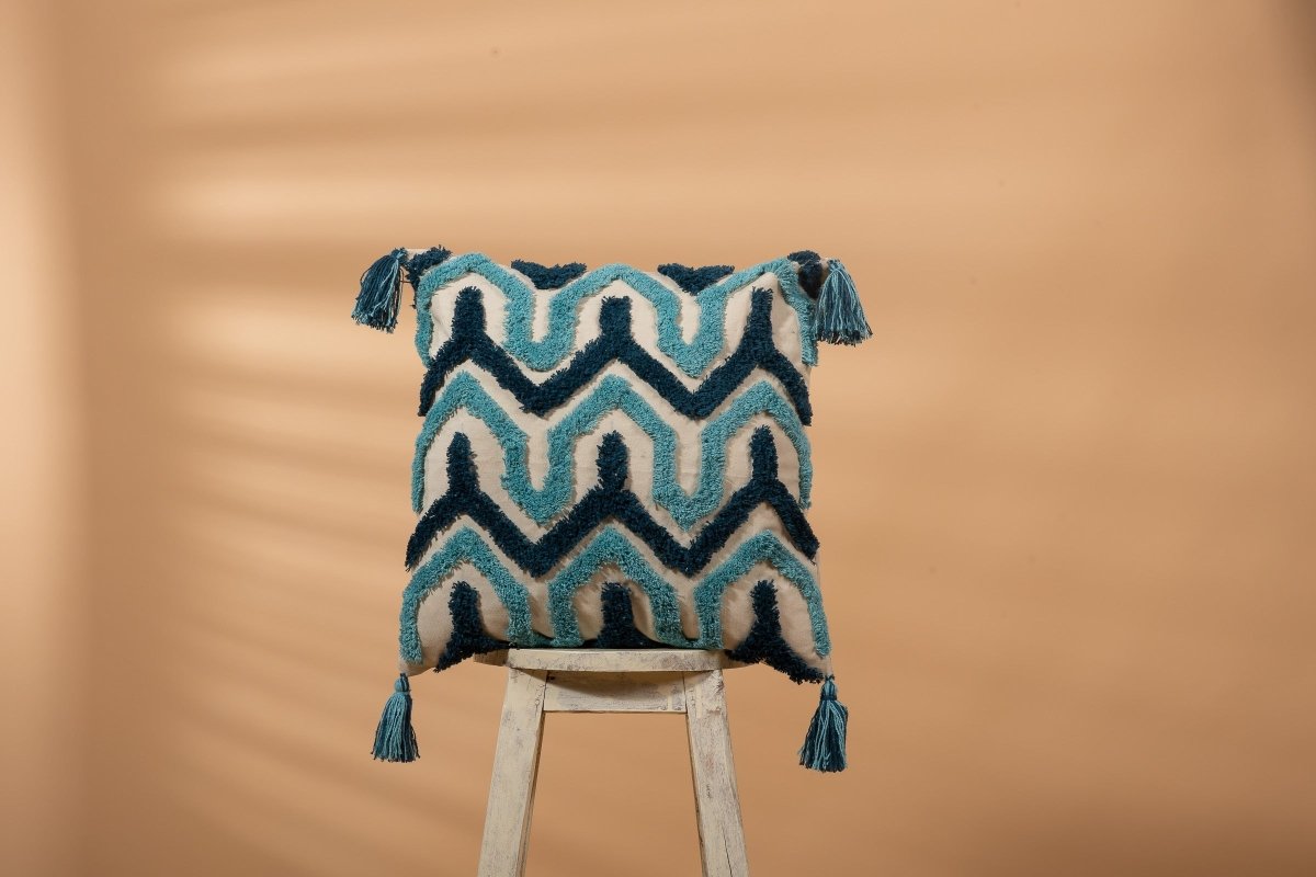 LEWISIA - Designer Tufted Pillow Cover