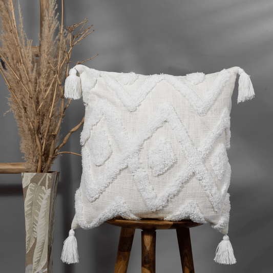 LUDISIA  -  Plush Tufted Pillow Cover
