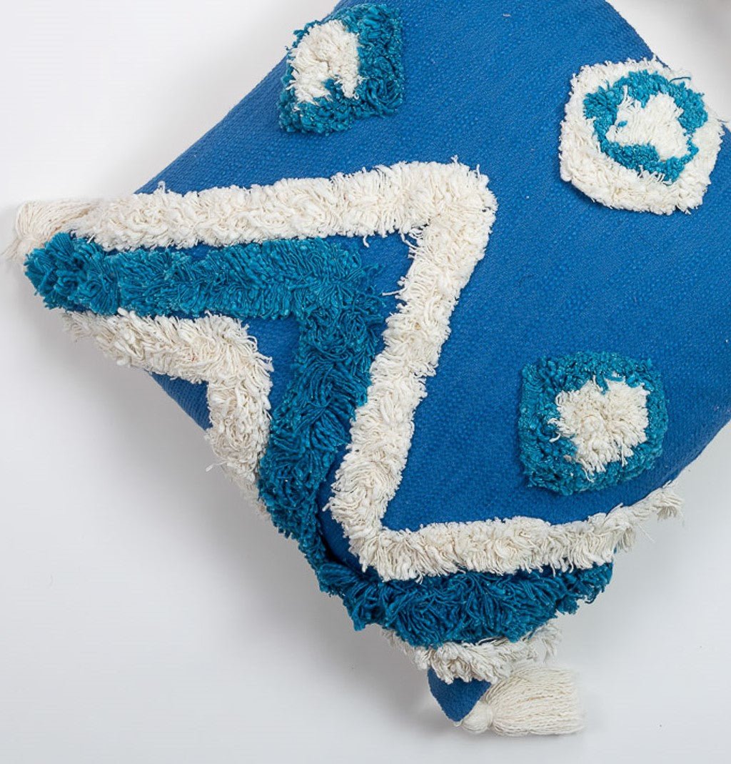 LUPINUS - Modern Soft Tufted Pillow Cover