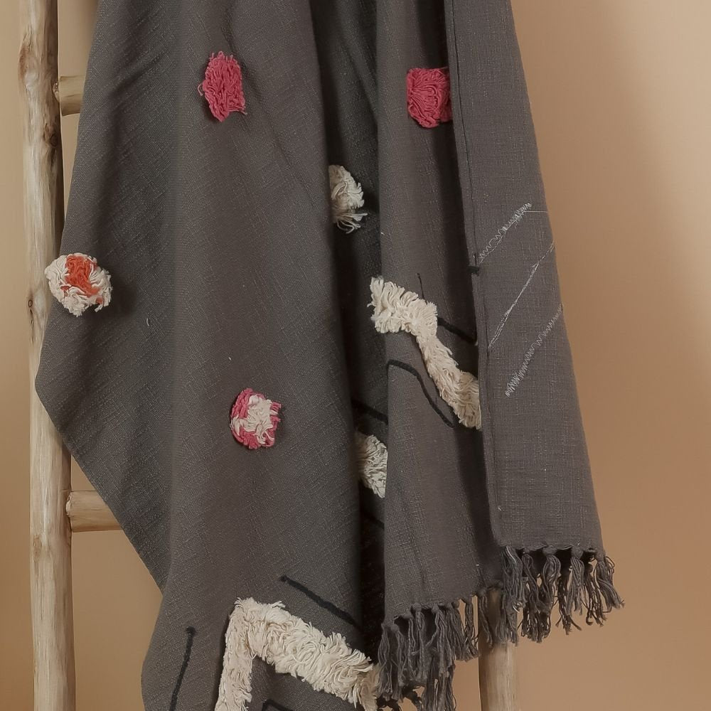 MALU - Decorative Embroidery Throw Blanket