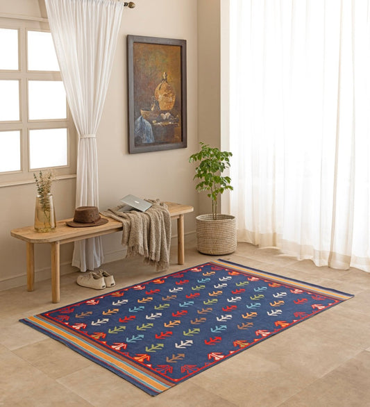 Midnight Nomad Arrow rug - styled room view