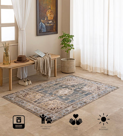 Mist Blue Heritage Medallion rug - detail view