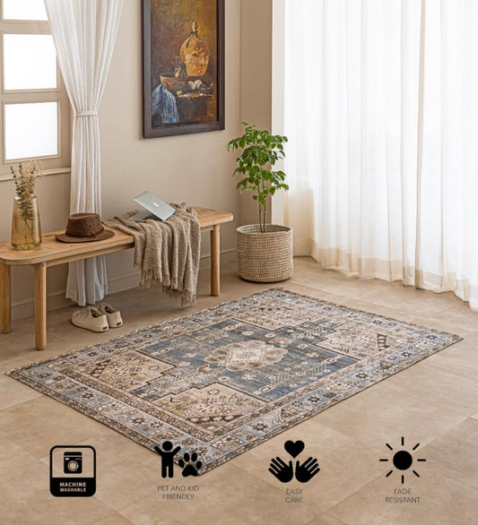 Mist Blue Heritage Medallion rug - detail view