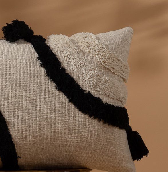 MONARDA - Modern Soft Tufted Pillow Cover