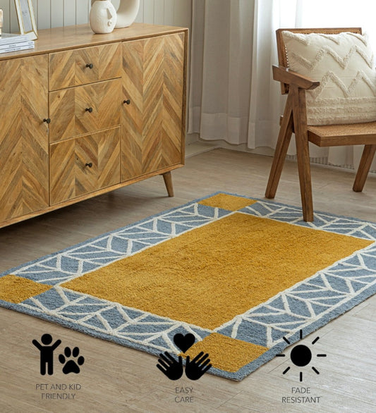 Mustard Geo Border Hand Tufted rug - detail view
