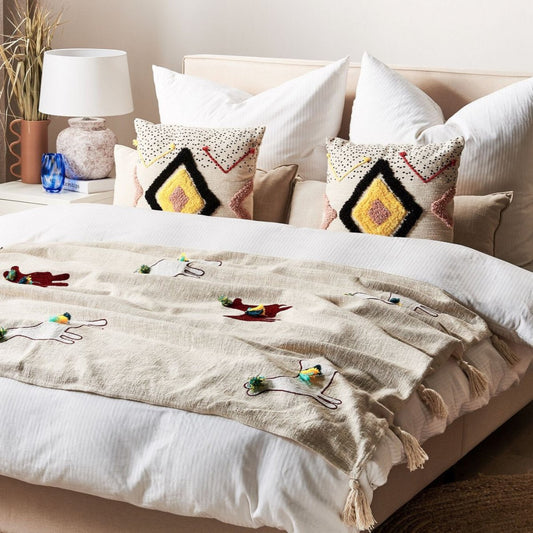 NAJUY - Decorative Embroidery Throw Blanket