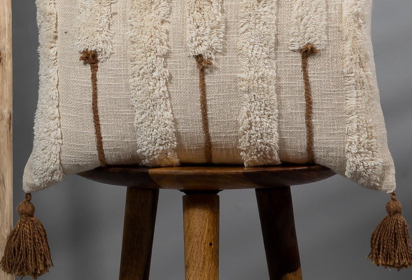 RAKYA  -  Plush Tufted Pillow Cover
