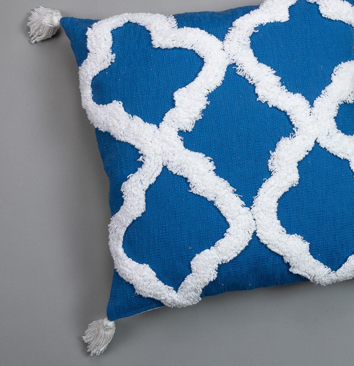 RHOEA - Designer Tufted Pillow Cover