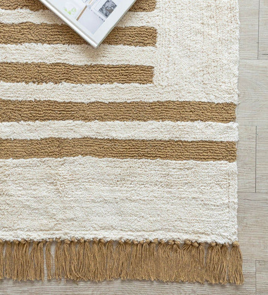 Sand Stripe Hand Tufted rug - side view