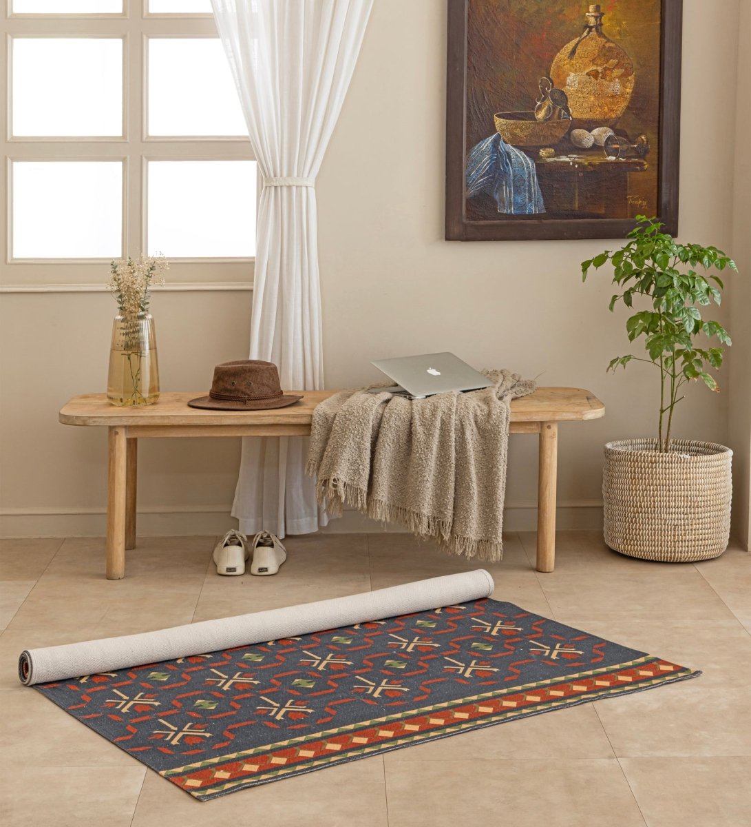 Slate Nomad Geometric rug - side view