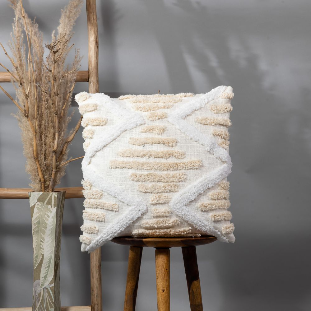 SOLANUM   - Tufted Decorative Pillow Cover