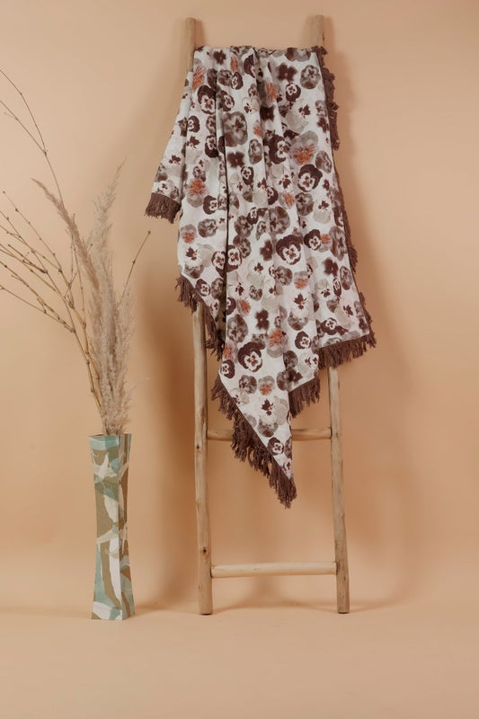 Tarlay throw - side view